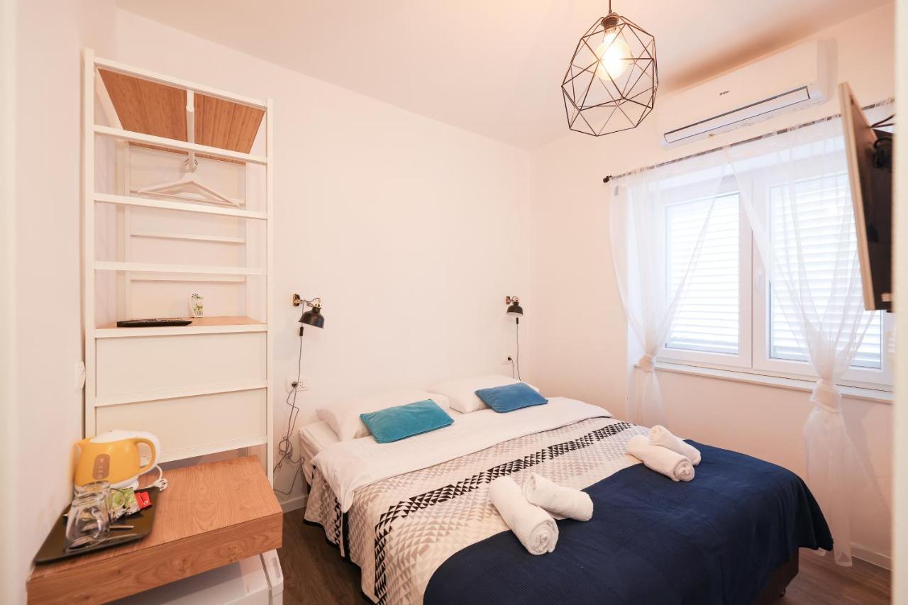 Zaratino Rooms Bagian luar foto