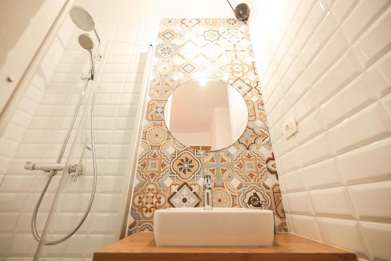 Zaratino Rooms Bagian luar foto