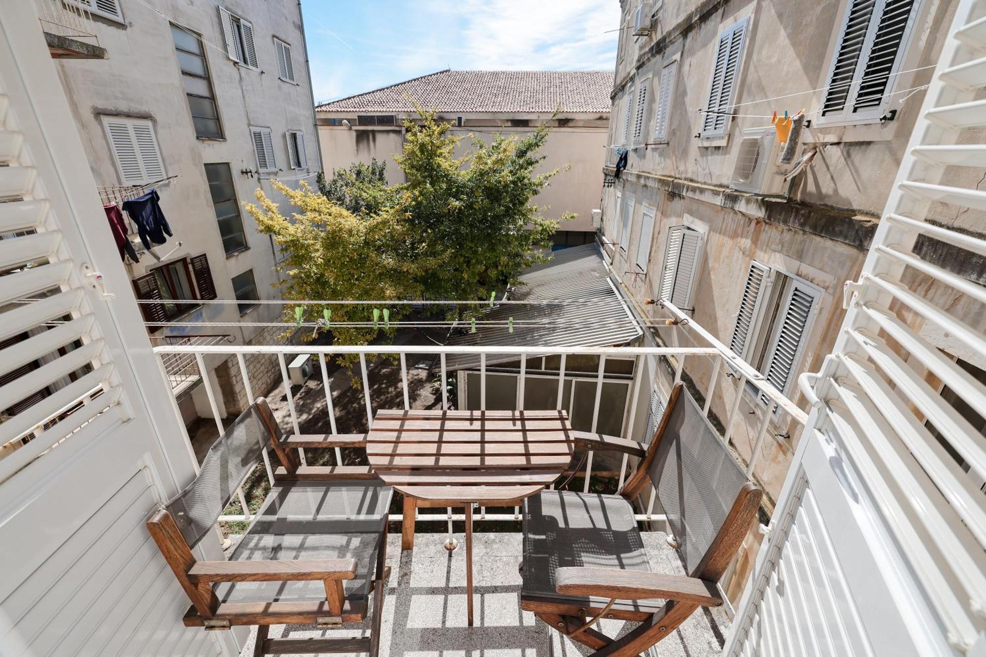 Zaratino Rooms Bagian luar foto