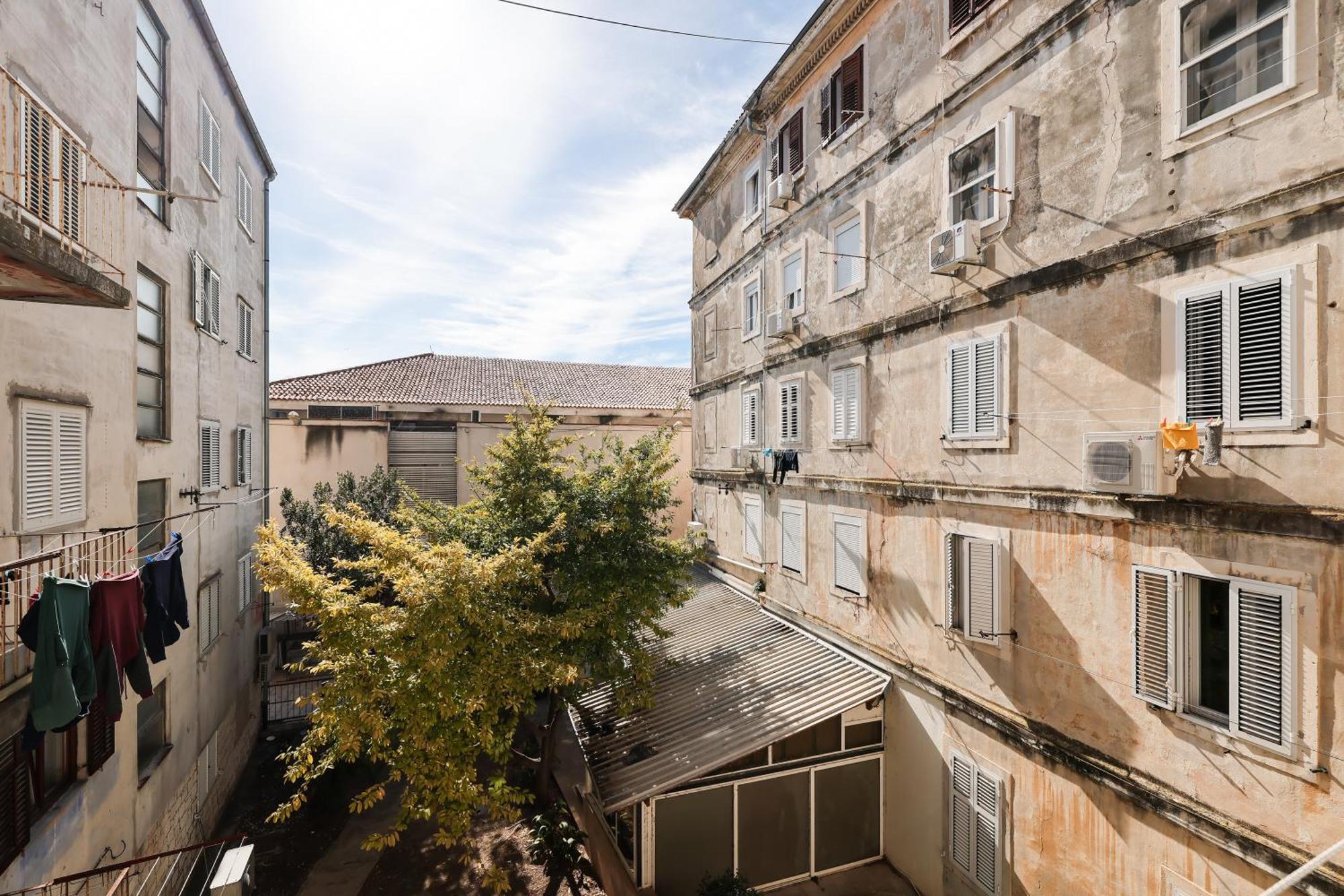 Zaratino Rooms Bagian luar foto